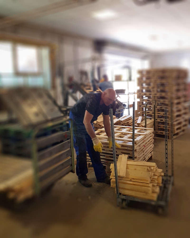 Einweg-Paletten neu oder gebraucht - WEIDEMEIER PALETTEN